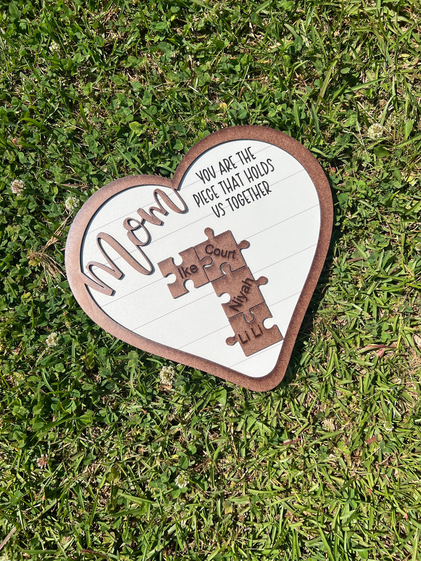 Mom Heart Sign